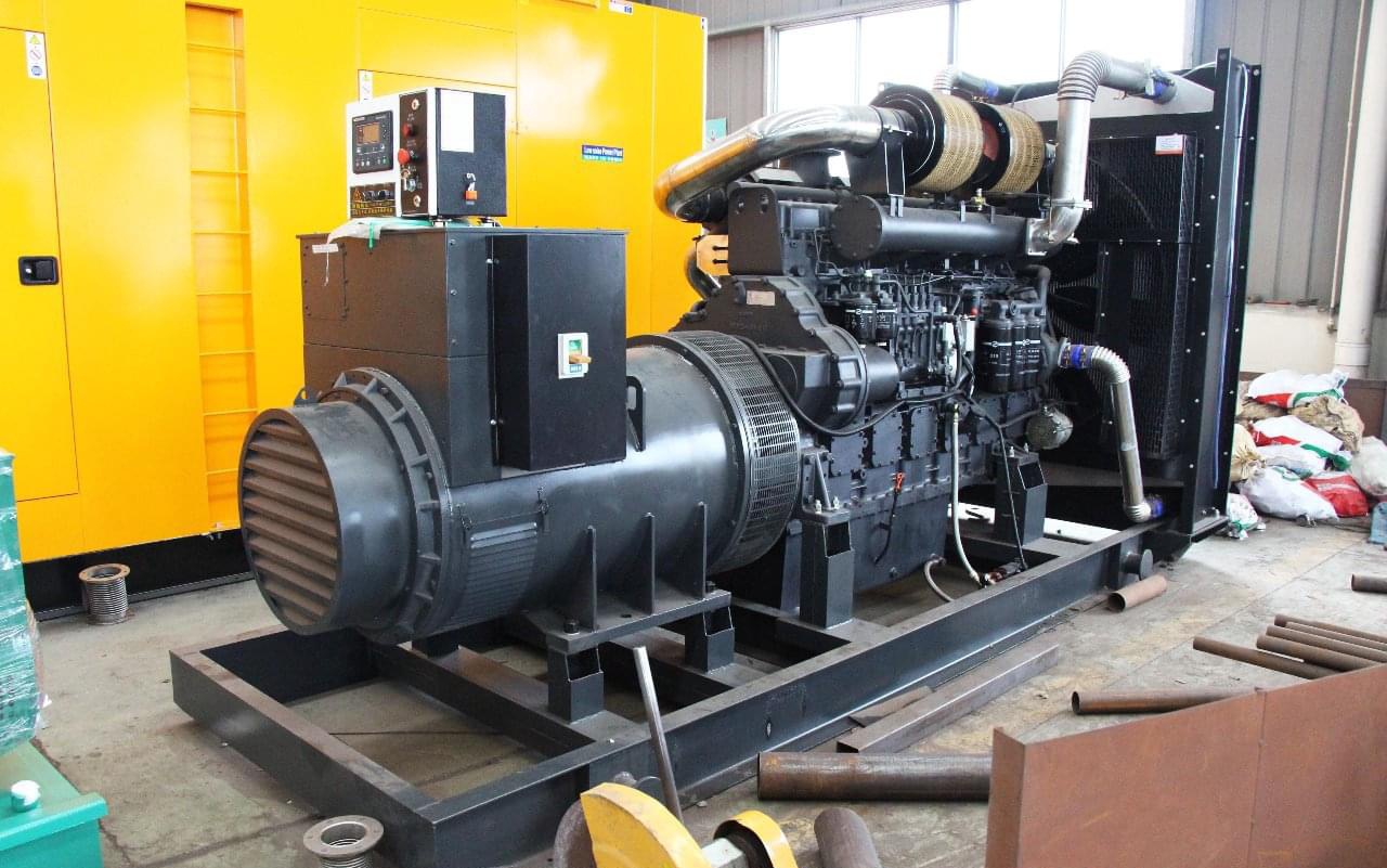 RTX 4090显卡800W功耗？如何选择合适的电源及发电方案